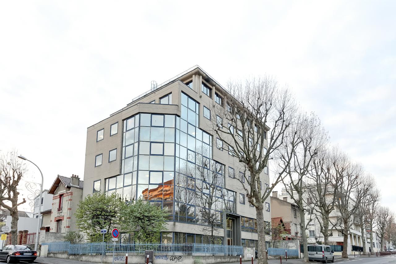 Bureau Cachan 209m² Location bureau Cachan Val-de-Marne OLBUR2104360 0